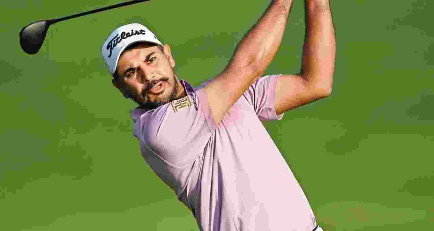 Gaganjeet Bhullar falters to finish T-54. Gaganjeet Bhullar falters to finish T-54.