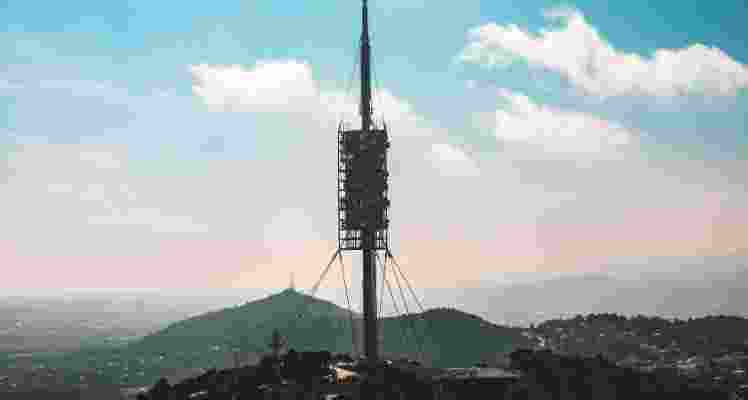 The Union Ministry of Home Affairs (MHA) has announced the approval of 4G mobile services for over 1,100 border outposts along India's international borders, including those along the sensitive border with China. The Union Ministry of Home Affairs (MHA) has announced the approval of 4G mobile services for over 1,100 border outposts along India's international borders, including those along the sensitive border with China.