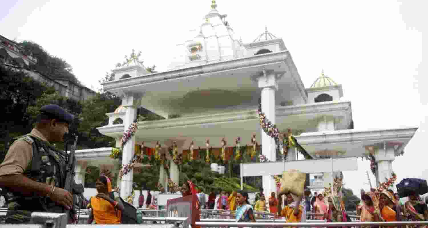 Woman caught with loaded pistol at Vaishno Devi Shrine Woman caught with loaded pistol at Vaishno Devi Shrine