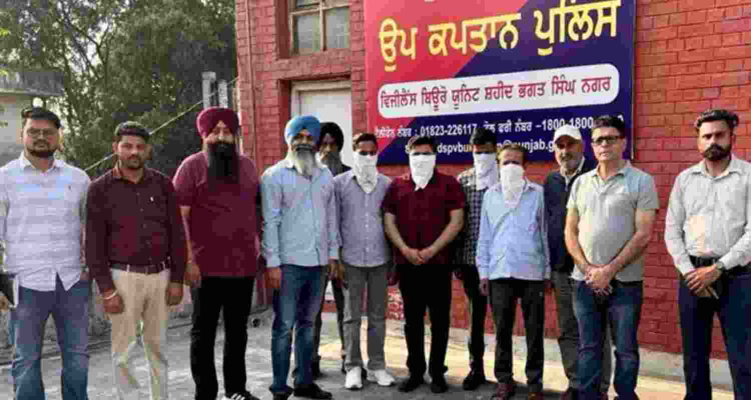 Punjab vigilance raids RTA offices, arrests 24 people Punjab vigilance raids RTA offices, arrests 24 people