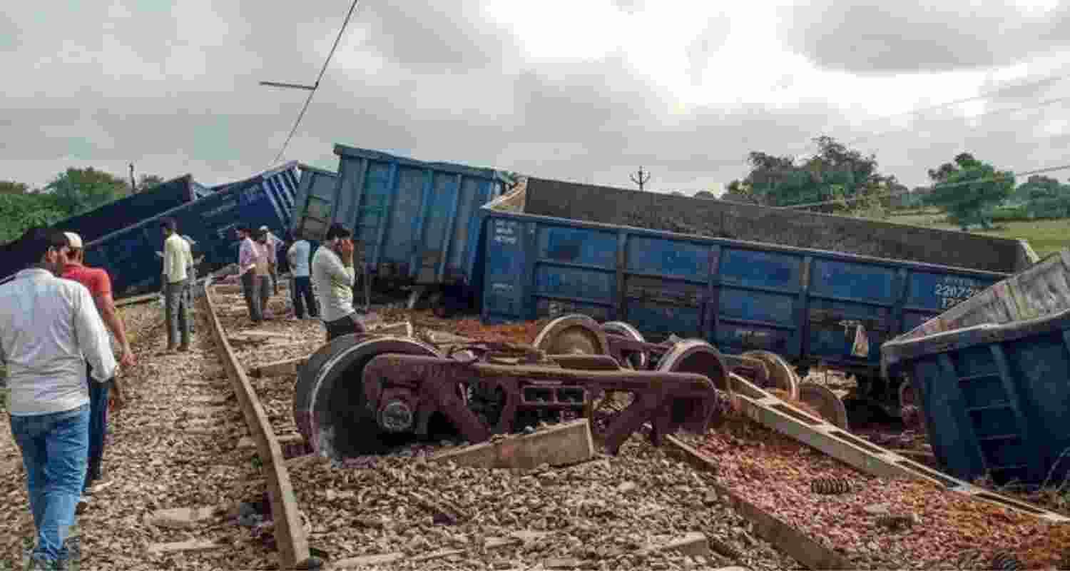 Officials noted that the derailment of a single wagon led to approximately 37 subsequent wagons coming off the tracks in succession.  Officials noted that the derailment of a single wagon led to approximately 37 subsequent wagons coming off the tracks in succession.