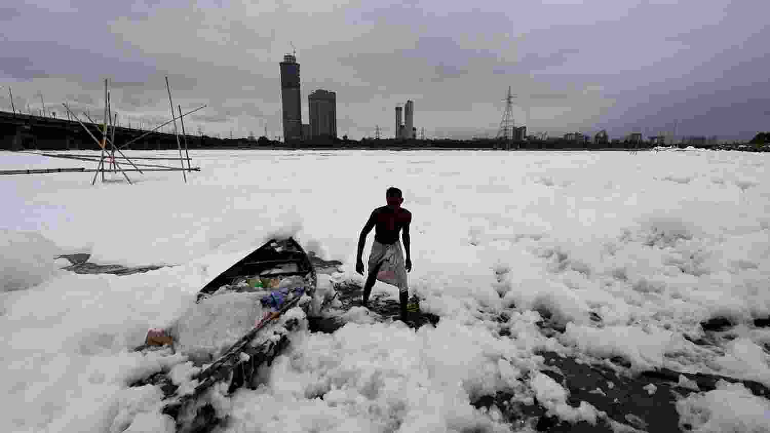 Yamuna frothing again, AAP seeks Centre's intervention Yamuna frothing again, AAP seeks Centre's intervention