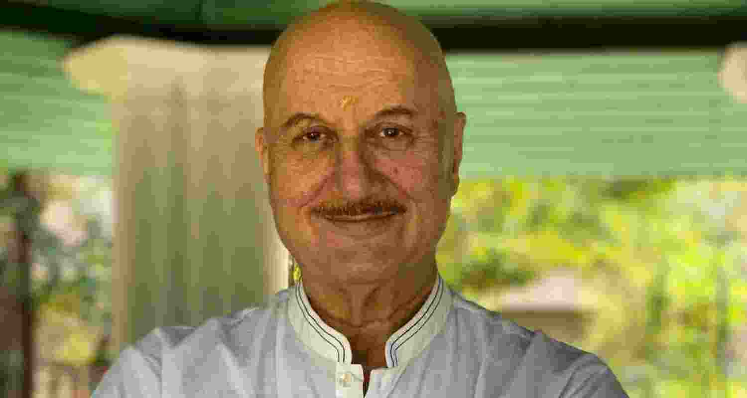 Anupam Kher begins shooting for his 549th film with Sooraj Barjatya. Anupam Kher begins shooting for his 549th film with Sooraj Barjatya.
