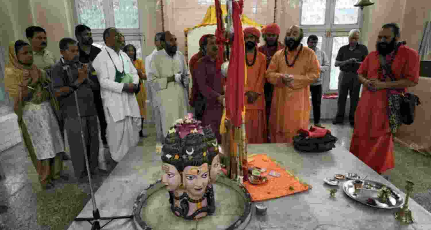 As part of the Amarnath Yatra rituals, the sacred Chhari Mubarak of Lord Shiva was carried to the historic Shankaracharya Temple in Srinagar. As part of the Amarnath Yatra rituals, the sacred Chhari Mubarak of Lord Shiva was carried to the historic Shankaracharya Temple in Srinagar.