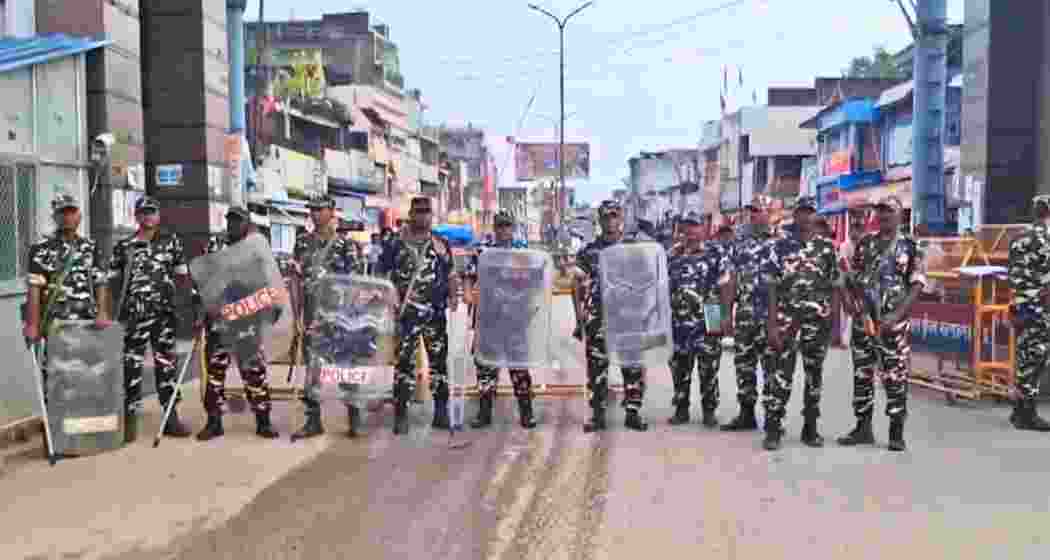 SSB personnel stand guard after the Indo-Nepal border. SSB personnel stand guard after the Indo-Nepal border.