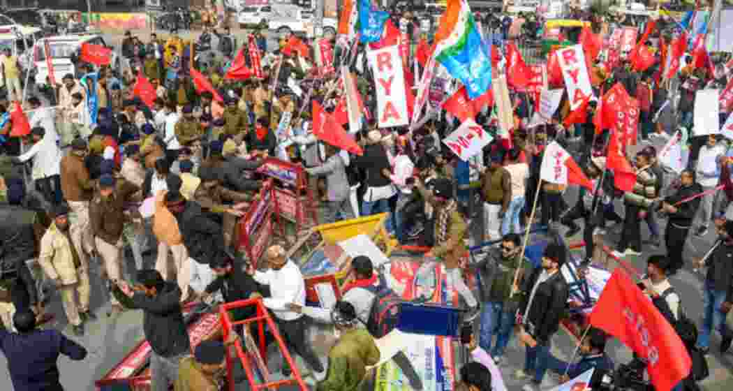 BPSC exam row: Protests continue to rock Bihar as demonstrators disrupt traffic movemen. File photo. BPSC exam row: Protests continue to rock Bihar as demonstrators disrupt traffic movemen. File photo.