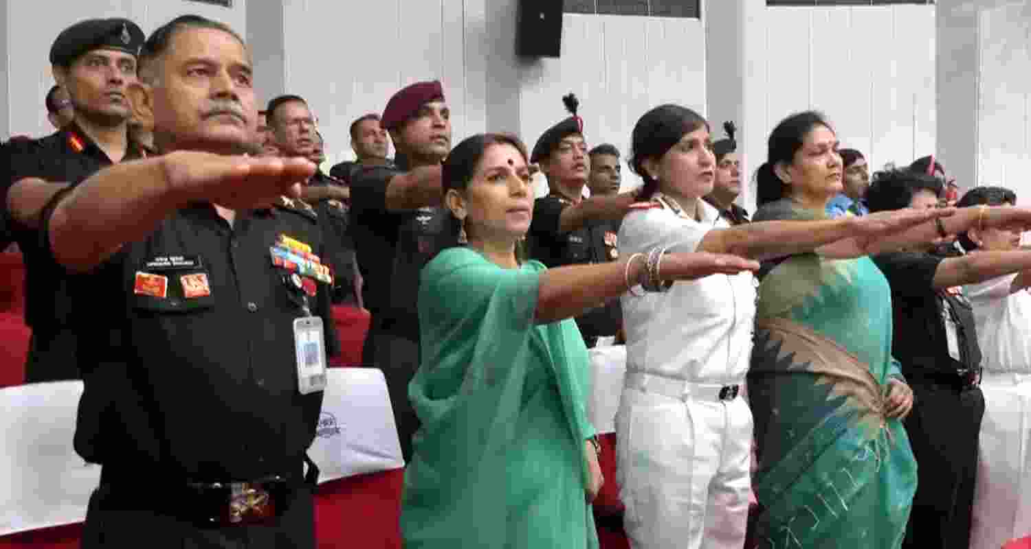 Indian Army Chief, wife take pledge for organ donation Indian Army Chief, wife take pledge for organ donation
