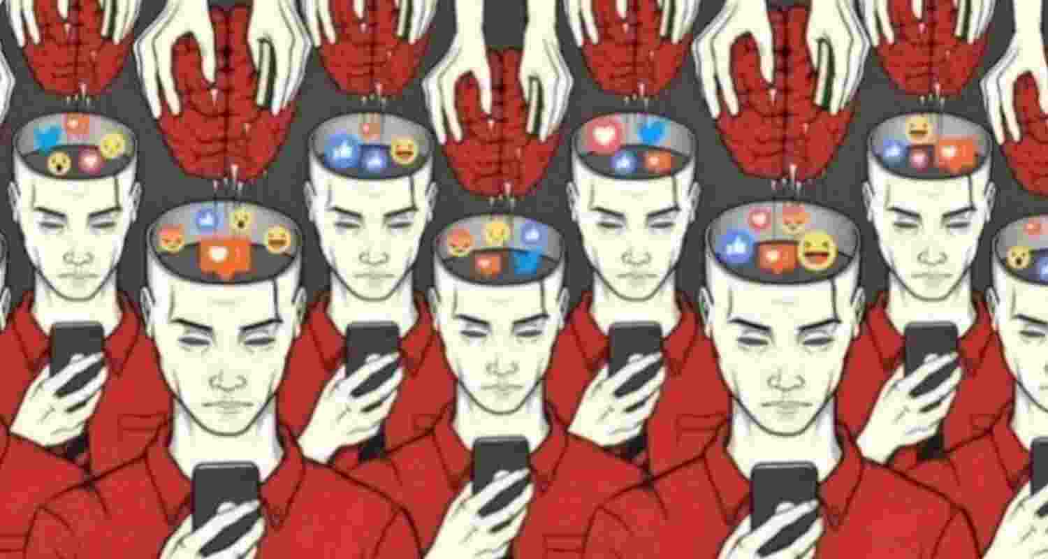 Digital addiction: Youth succumbing to validation trap Digital addiction: Youth succumbing to validation trap