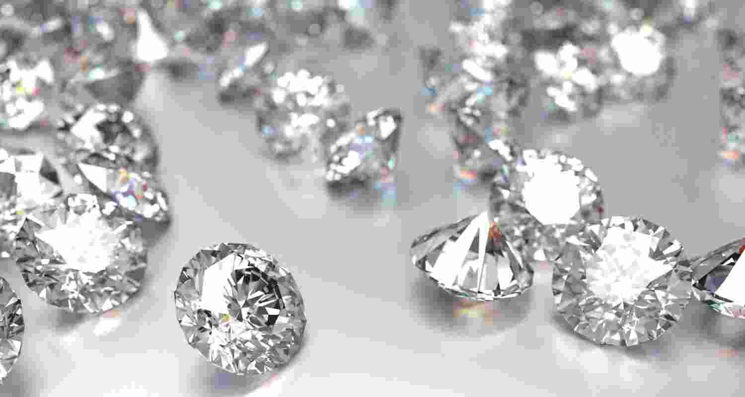 With an unexpected penal duty hitting front-loaded shipments of gems and jewellery to the US, India’s jewellery industry is already feeling the heat of the US tariffs, which came into effect on August 27 With an unexpected penal duty hitting front-loaded shipments of gems and jewellery to the US, India’s jewellery industry is already feeling the heat of the US tariffs, which came into effect on August 27