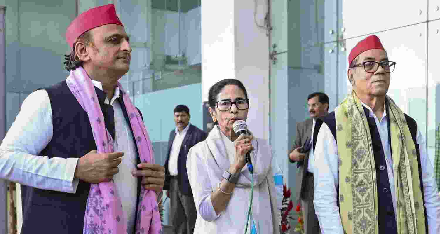 According to sources, the chief minister was considering taking representatives of families who allege that their family members’ names were removed during the SIR process to Delhi According to sources, the chief minister was considering taking representatives of families who allege that their family members’ names were removed during the SIR process to Delhi