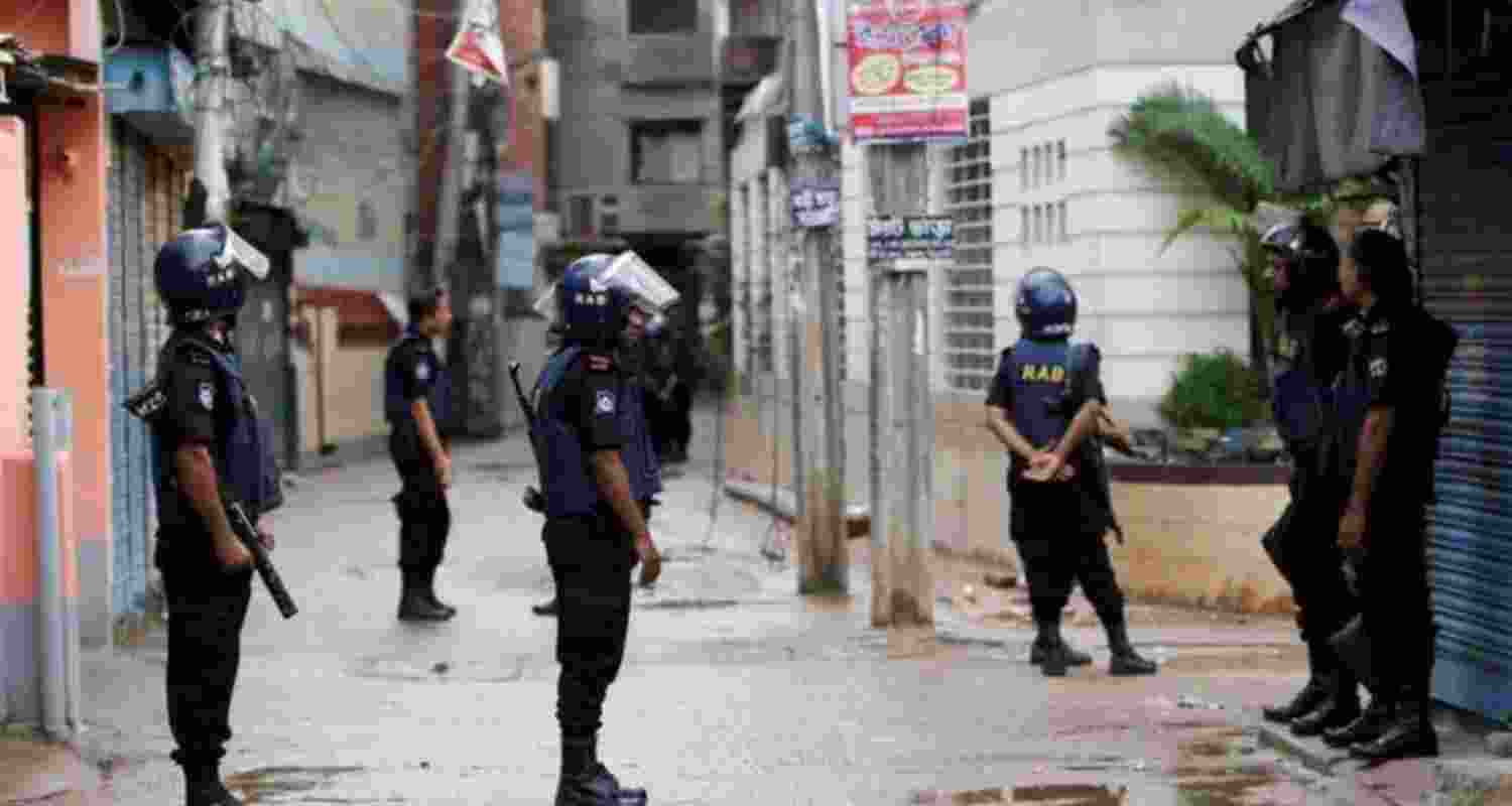 Samrat, who had had allegedly formed a criminal gang and was involved in extortion and other criminal activities, was beaten up by locals when he, along with his group members, tried to extort money from a resident’s house, the report said Samrat, who had had allegedly formed a criminal gang and was involved in extortion and other criminal activities, was beaten up by locals when he, along with his group members, tried to extort money from a resident’s house, the report said