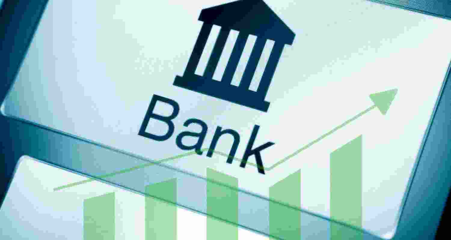 Market leader State Bank of India (SBI) contributed a huge 43 per cent to the total earnings, as per the published numbers on stock exchanges Market leader State Bank of India (SBI) contributed a huge 43 per cent to the total earnings, as per the published numbers on stock exchanges