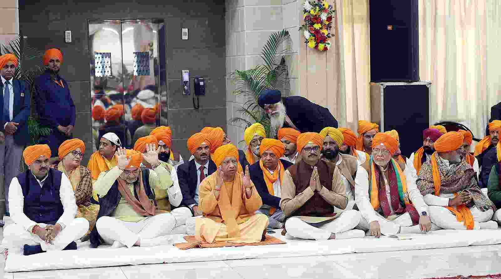 UP CM pays tribute to Sahibzadas on Veer Bal Diwas UP CM pays tribute to Sahibzadas on Veer Bal Diwas