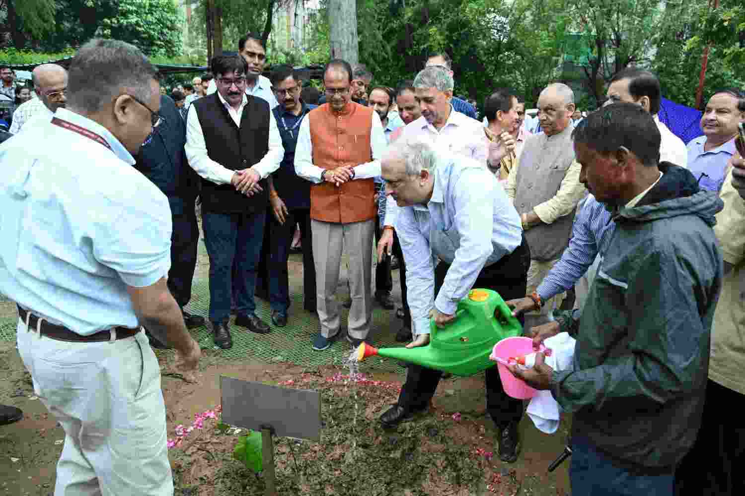 Agriculture Ministry launches 'Matri Van' for 'Plant4Mother' campaign Agriculture Ministry launches 'Matri Van' for 'Plant4Mother' campaign
