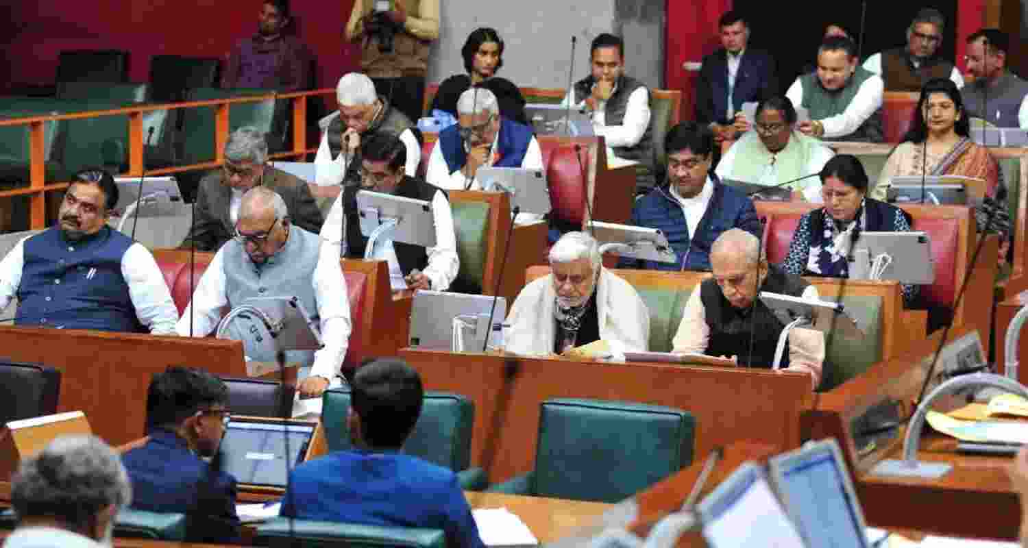 Haryana Assembly erupts as BJP, Cong MLAs clash over jobs Haryana Assembly erupts as BJP, Cong MLAs clash over jobs