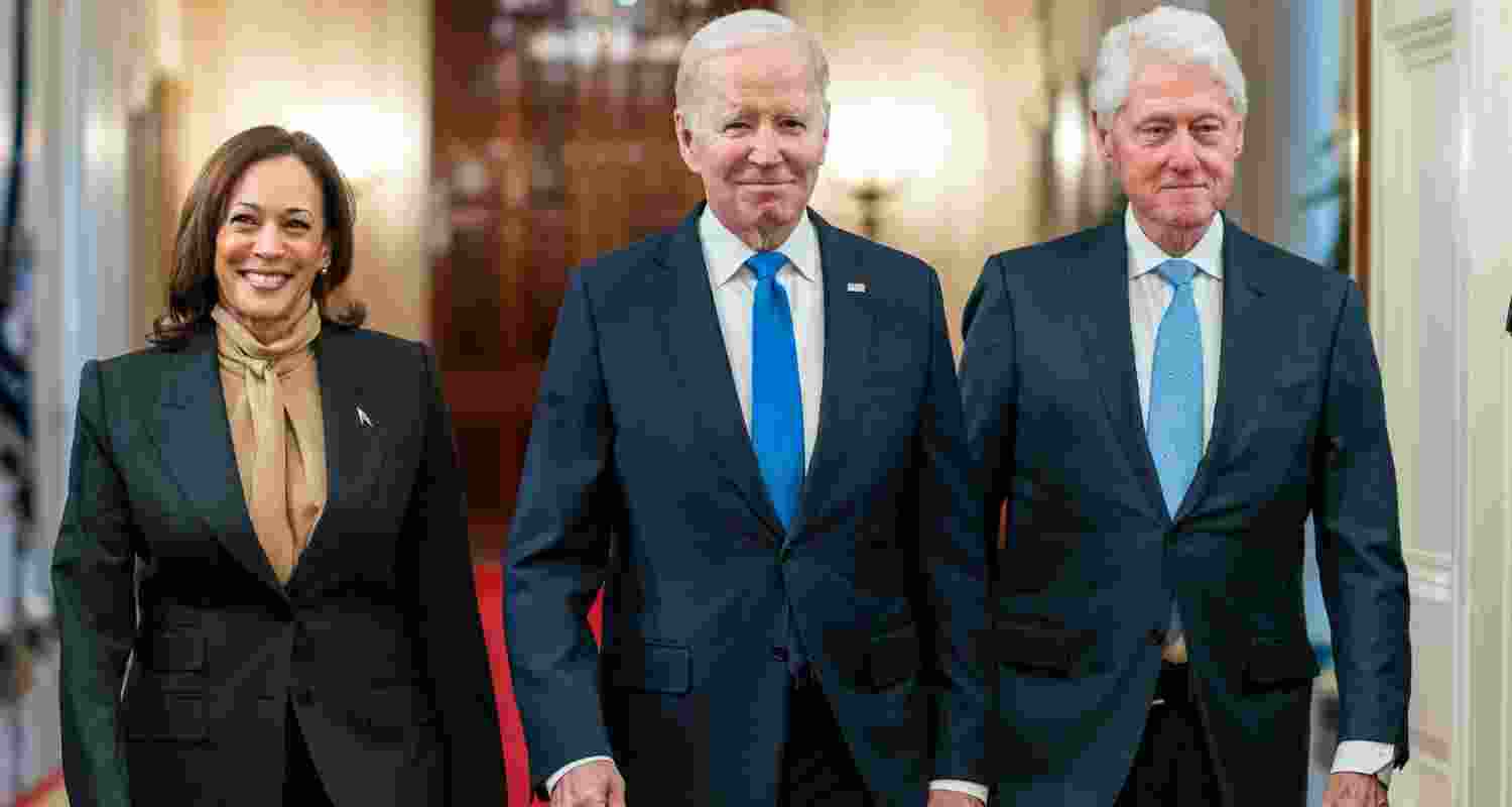 Former President Bill Clinton Endorses Kamala Harris At Democratic Convention. Former President Bill Clinton Endorses Kamala Harris At Democratic Convention.