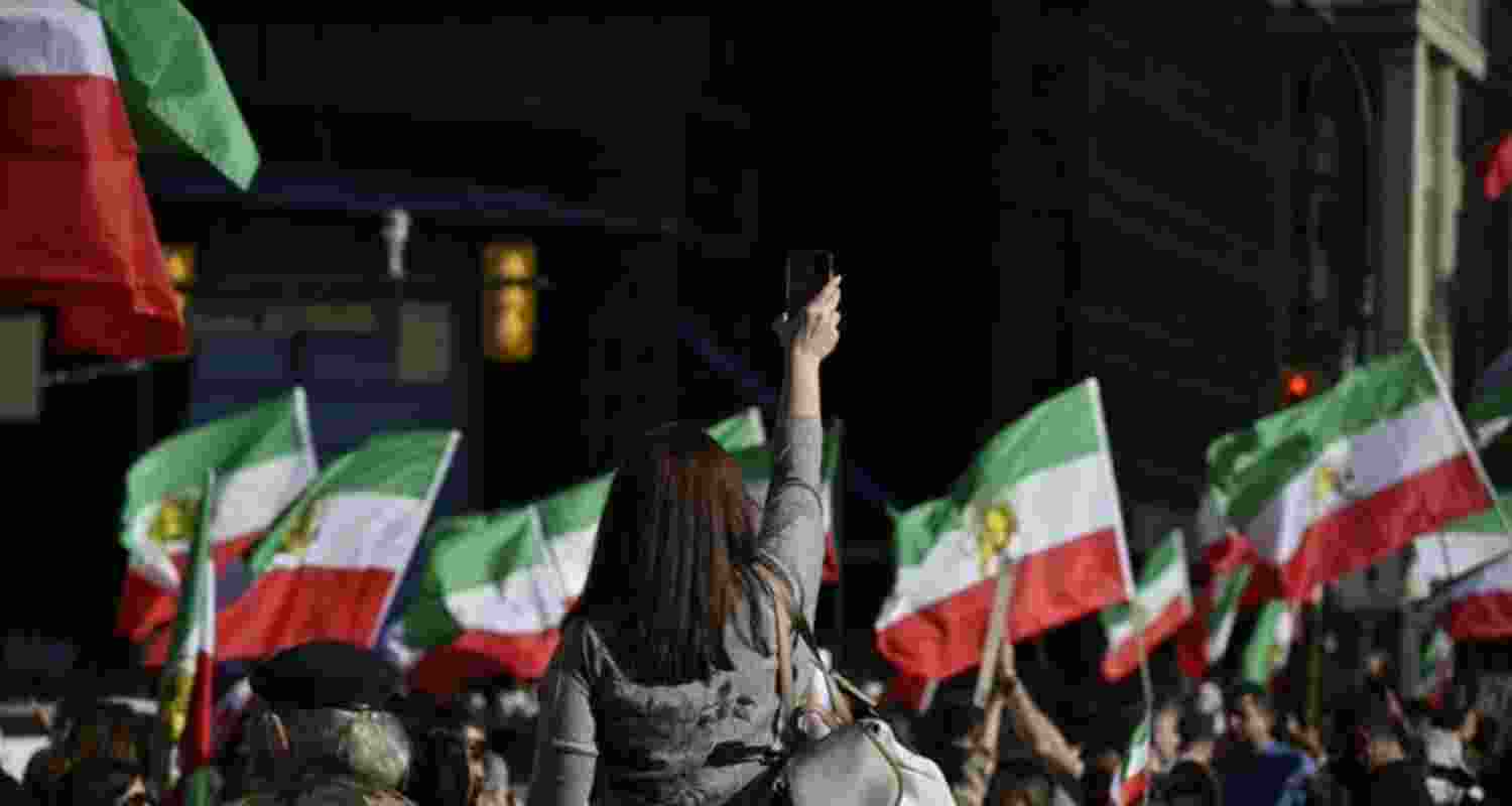 This move is a clear effort to protect public infrastructures from a possible attack by the US military forces. This move is a clear effort to protect public infrastructures from a possible attack by the US military forces.