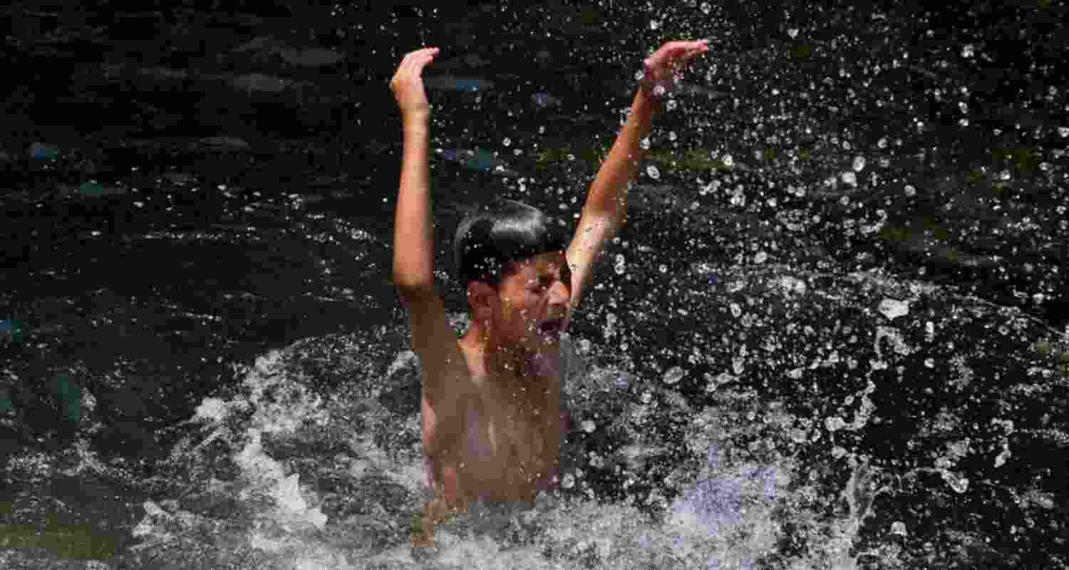 Severe heatwave grips J&K Severe heatwave grips J&K