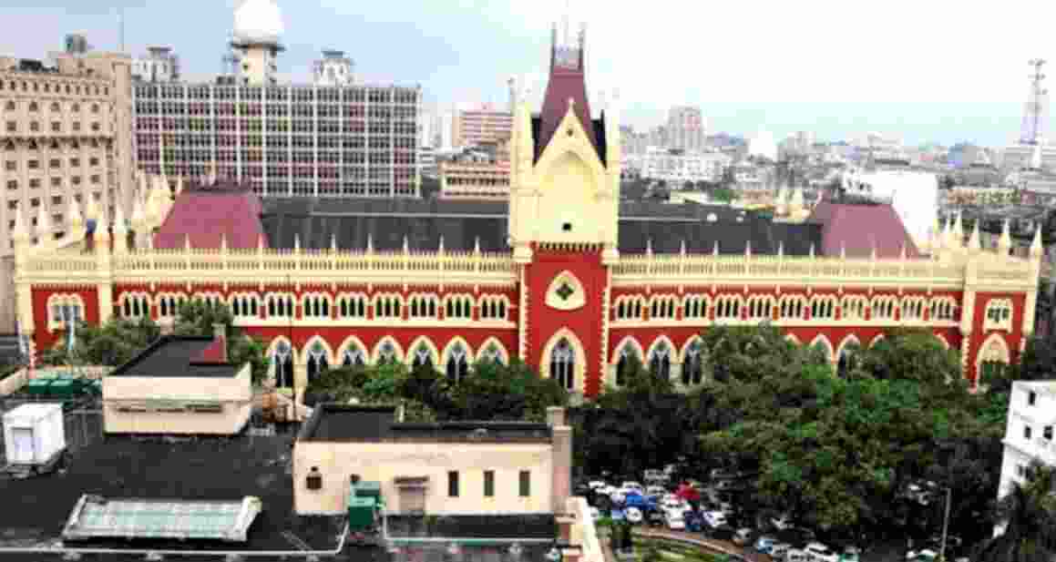 Calcutta HC puts stay on stipend for SSC staff by WB govt Calcutta HC puts stay on stipend for SSC staff by WB govt