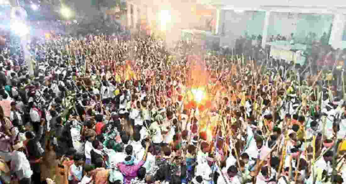 The Banni festival, which takes place on Vijayadashami, is an annual event that draws thousands of villagers from neighbouring regions. The Banni festival, which takes place on Vijayadashami, is an annual event that draws thousands of villagers from neighbouring regions.