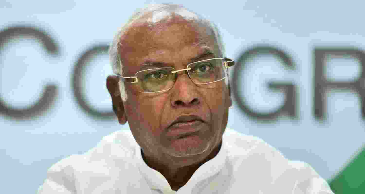 Mallikarjun Kharge. Mallikarjun Kharge.