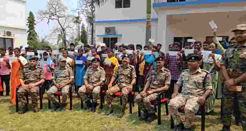 A significant moment as 50 Naxalites, including top cadres, surrender before security officials in Bijapur, marking a major step towards peace in the insurgency-hit region of Chhattisgarh. A significant moment as 50 Naxalites, including top cadres, surrender before security officials in Bijapur, marking a major step towards peace in the insurgency-hit region of Chhattisgarh.