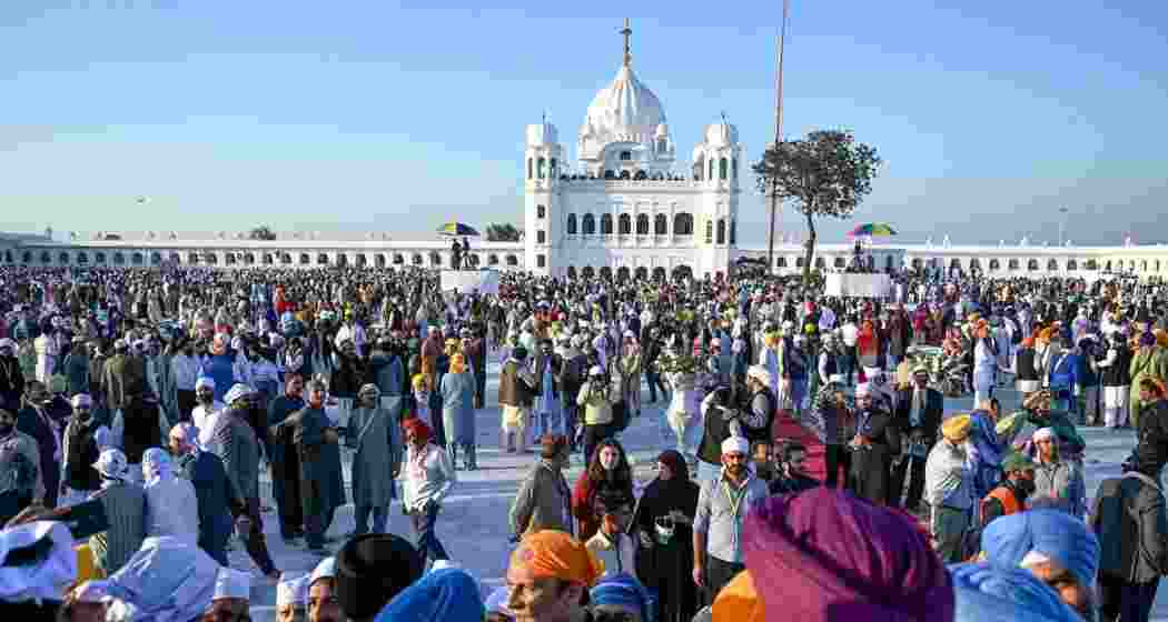 Over 6700 Sikh pilgrims reach Pak to celebrate Baisakhi Over 6700 Sikh pilgrims reach Pak to celebrate Baisakhi