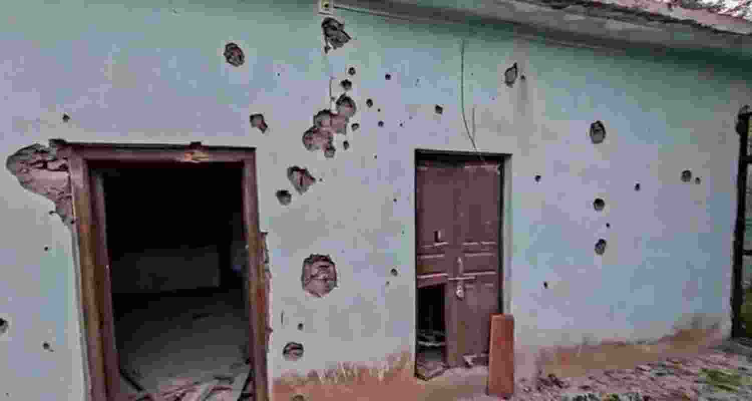 Houses damaged, lives disrupted by Pak shelling in J&K villages Houses damaged, lives disrupted by Pak shelling in J&K villages