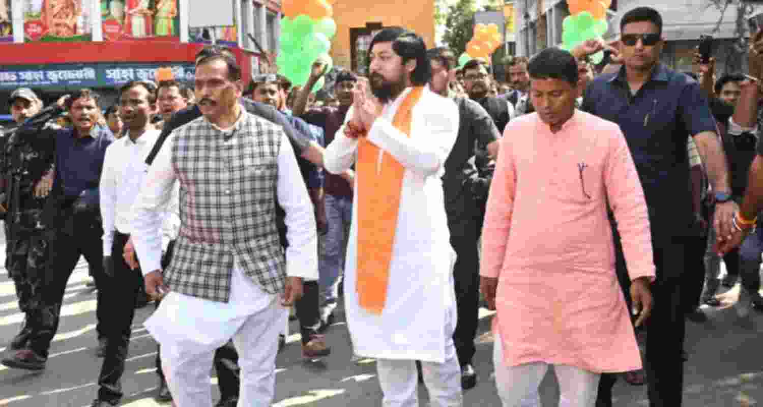 Nisith Pramanik hails Amit Shah for his guidance. Nisith Pramanik hails Amit Shah for his guidance.