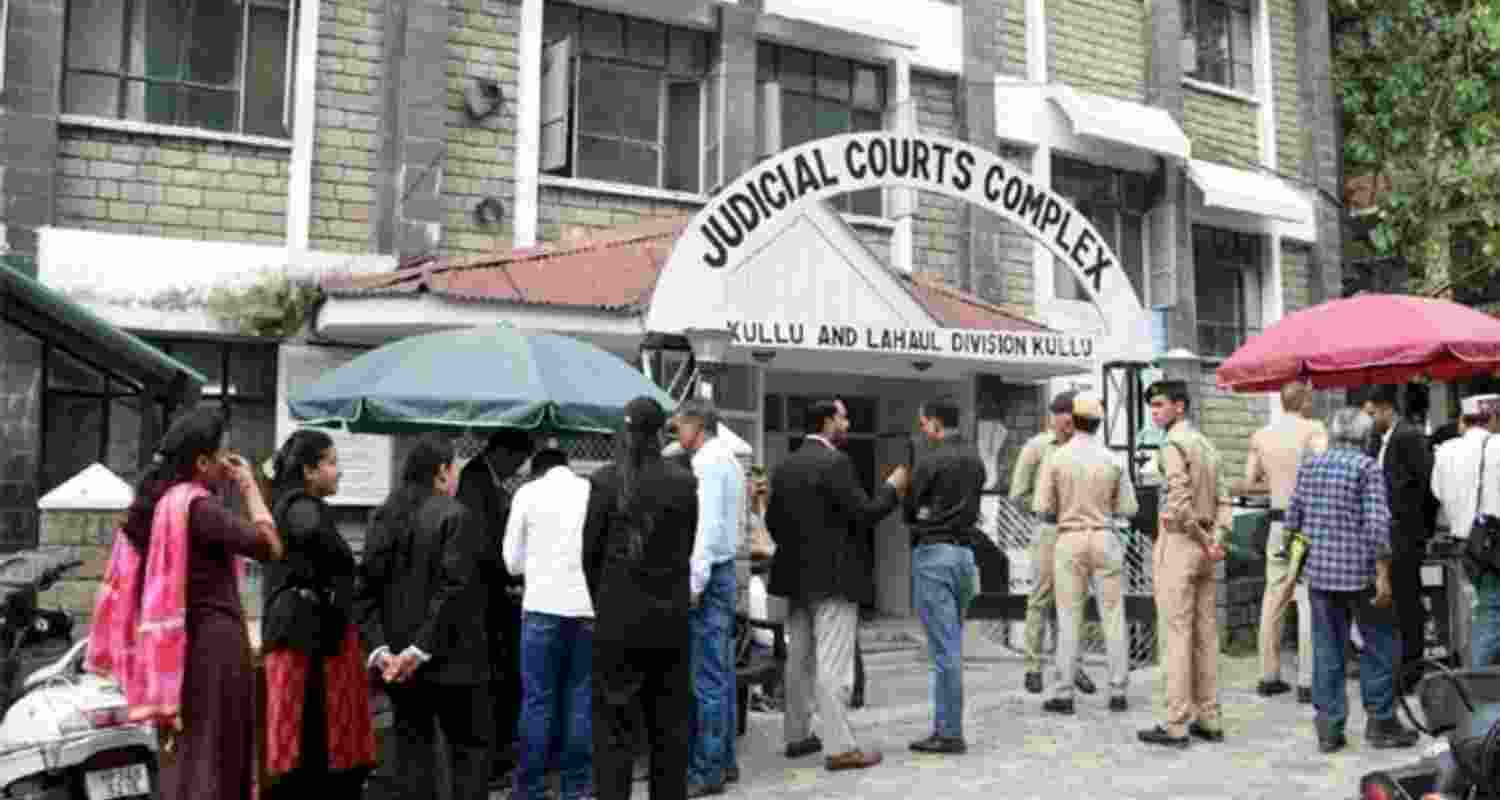 Panic spread across several court complexes in Himachal Pradesh on Wednesday after bomb threat emails were sent to courts in Shimla, Kullu, Nahan and Rampur. Panic spread across several court complexes in Himachal Pradesh on Wednesday after bomb threat emails were sent to courts in Shimla, Kullu, Nahan and Rampur.