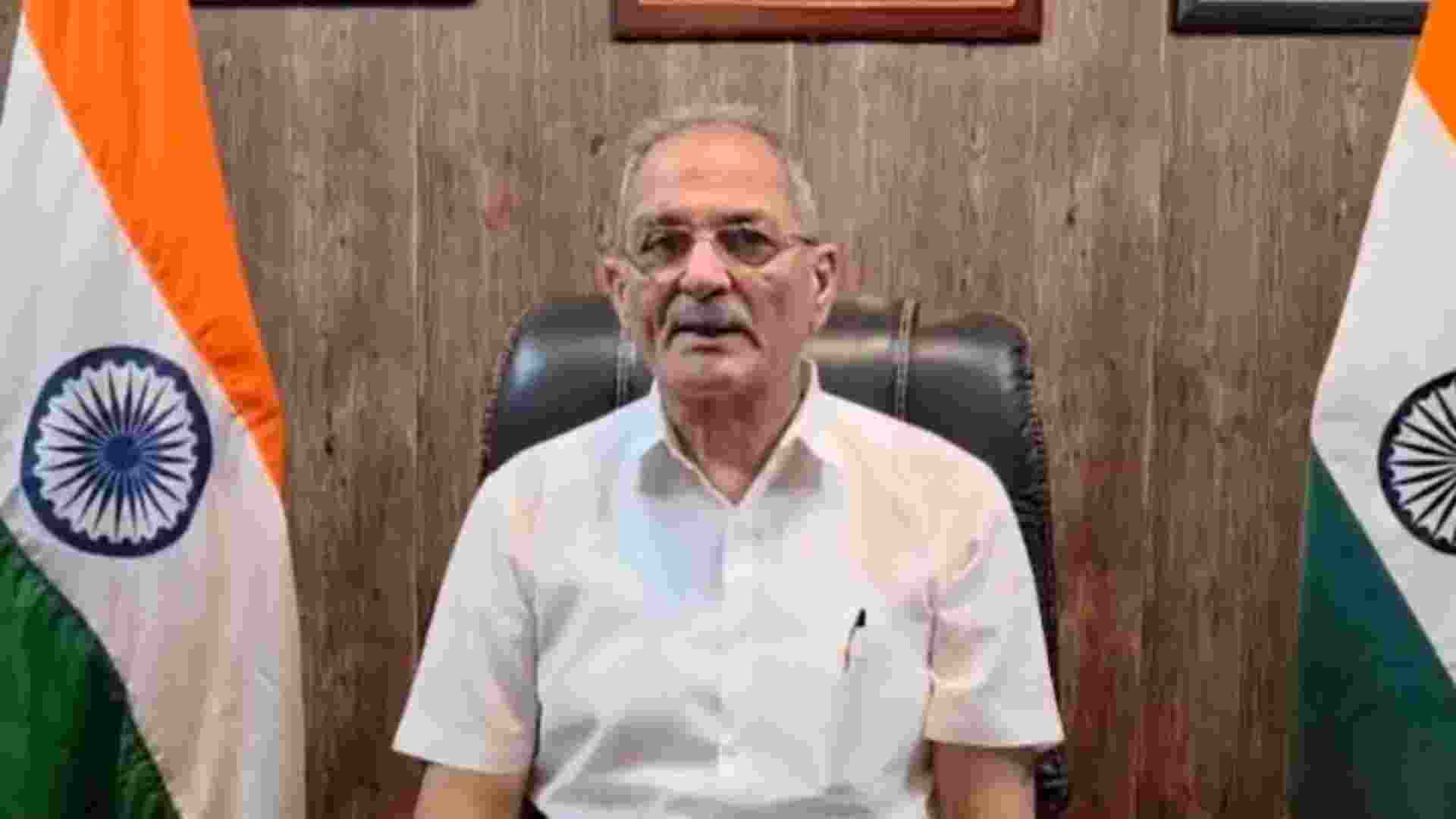 Curfew imposed in Leh, LG warns of stern action against culprits Curfew imposed in Leh, LG warns of stern action against culprits