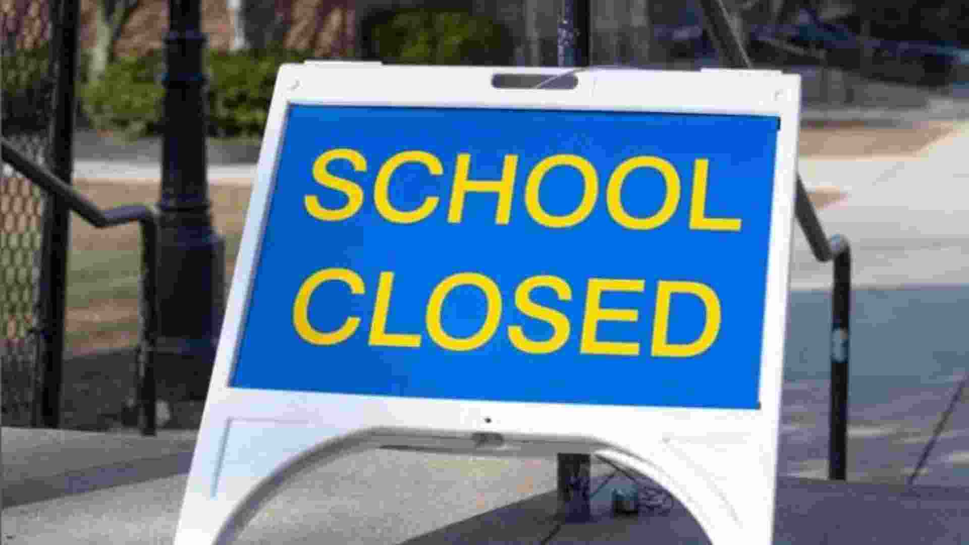 Schools closed in J&K due to persistent inclement weather Schools closed in J&K due to persistent inclement weather