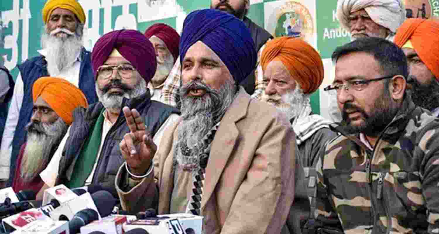 Punjab farmer leader Sarwan Singh Pandher with others addresses a press conference at the Shambhu Border amid the ongoing protest by farmers. Punjab farmer leader Sarwan Singh Pandher with others addresses a press conference at the Shambhu Border amid the ongoing protest by farmers.