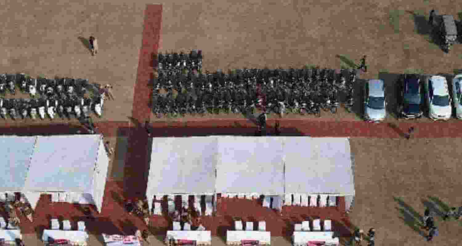 Punjab Police returns 413 vehicles, 85 mobile phones, and other items seized in 583 cases. Punjab Police returns 413 vehicles, 85 mobile phones, and other items seized in 583 cases.