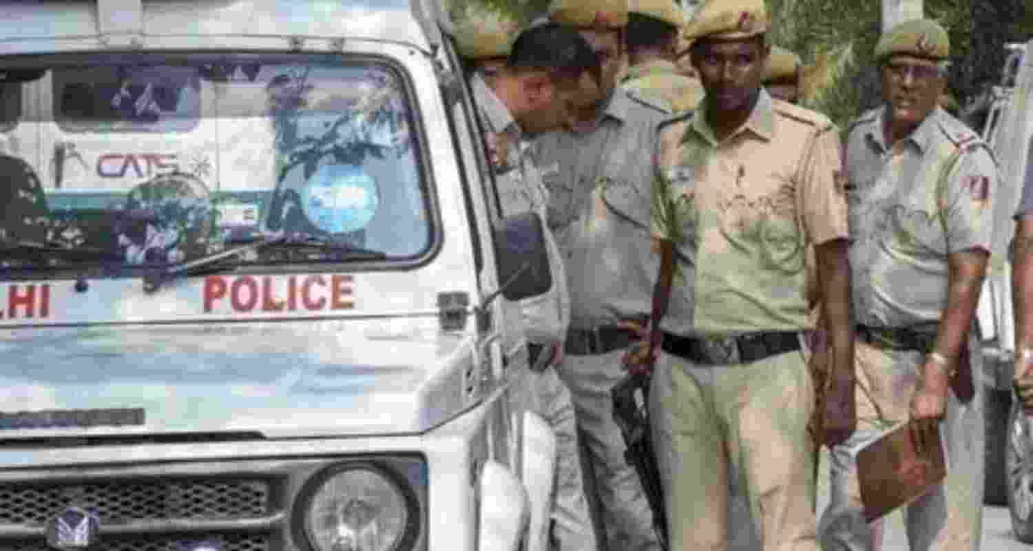 Massive crackdown ahead of new year in Delhi, 966 held Massive crackdown ahead of new year in Delhi, 966 held