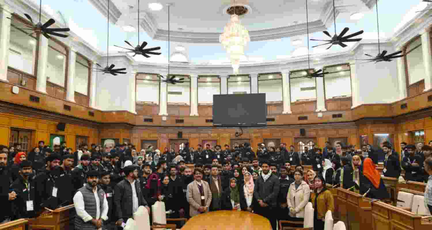 Kashmiri youth visit Delhi Assembly under exchange programme Kashmiri youth visit Delhi Assembly under exchange programme