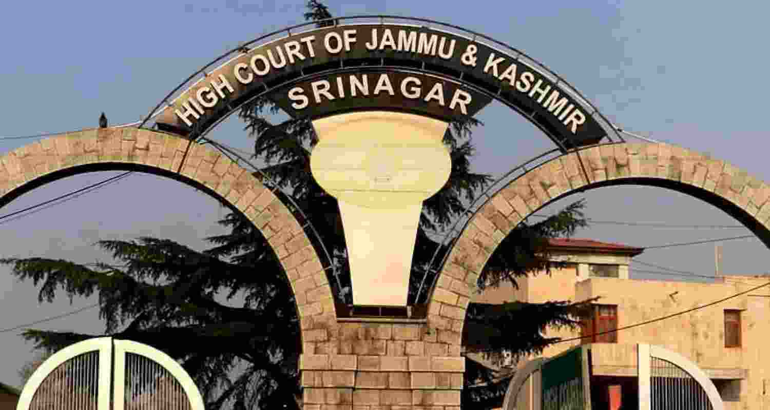 J&K HC to examine 'marriage traps' for young girls in UT J&K HC to examine 'marriage traps' for young girls in UT