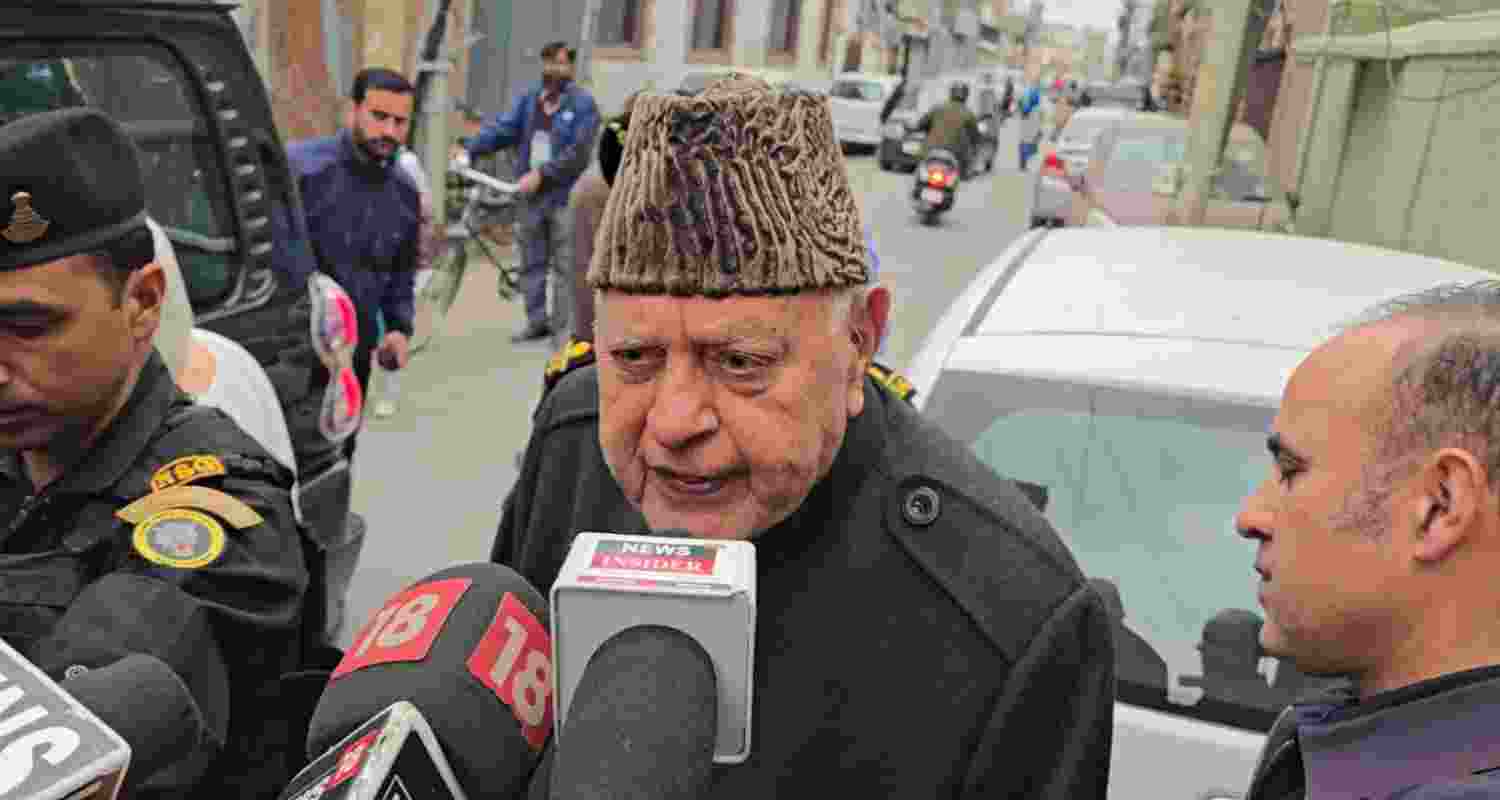 Farooq slams Centre, says US 'nobody' to decide on oil purchase Farooq slams Centre, says US 'nobody' to decide on oil purchase