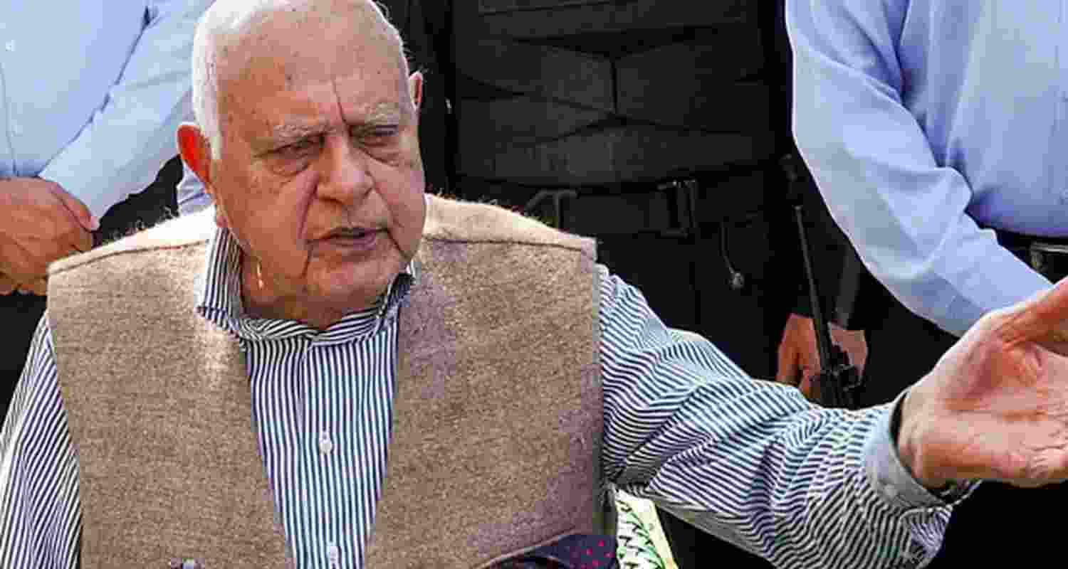 Attack on Farooq Abdullah: Police seeks information from public Attack on Farooq Abdullah: Police seeks information from public