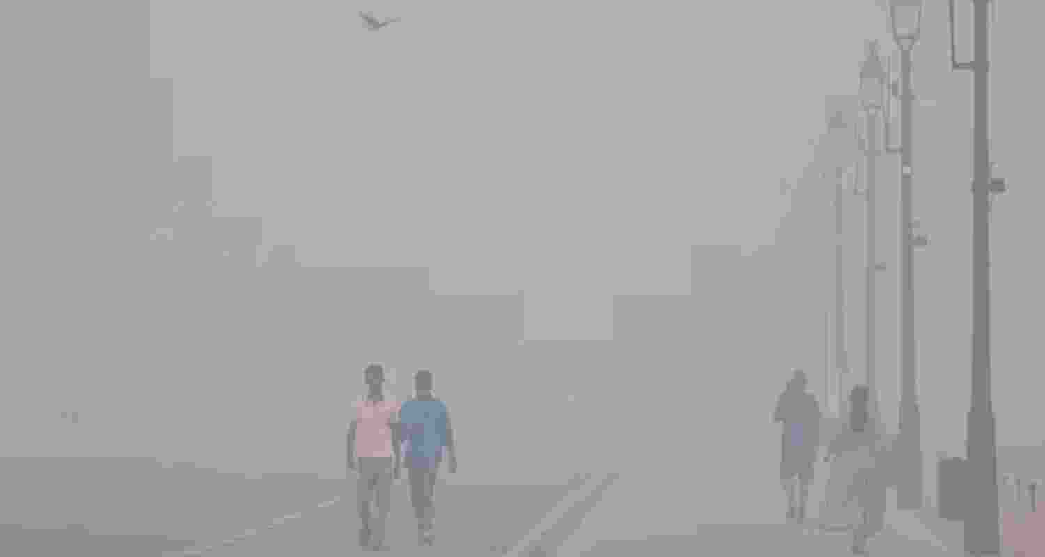 Delhi AQI slips back to 'very poor', CAQM conducts 'inspections' Delhi AQI slips back to 'very poor', CAQM conducts 'inspections'