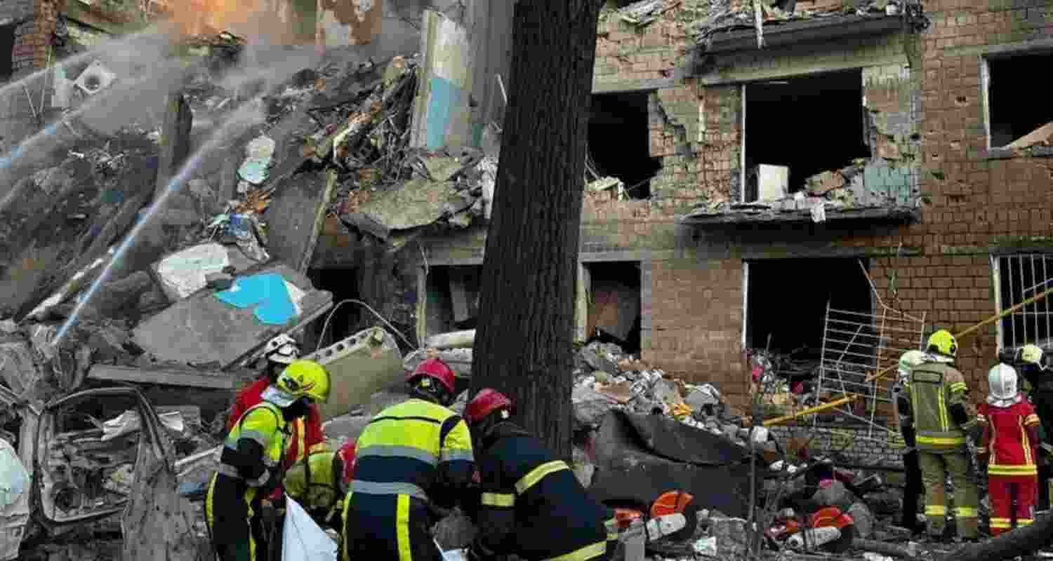 6 killed as Russia rains missiles, drones on Ukraine 6 killed as Russia rains missiles, drones on Ukraine