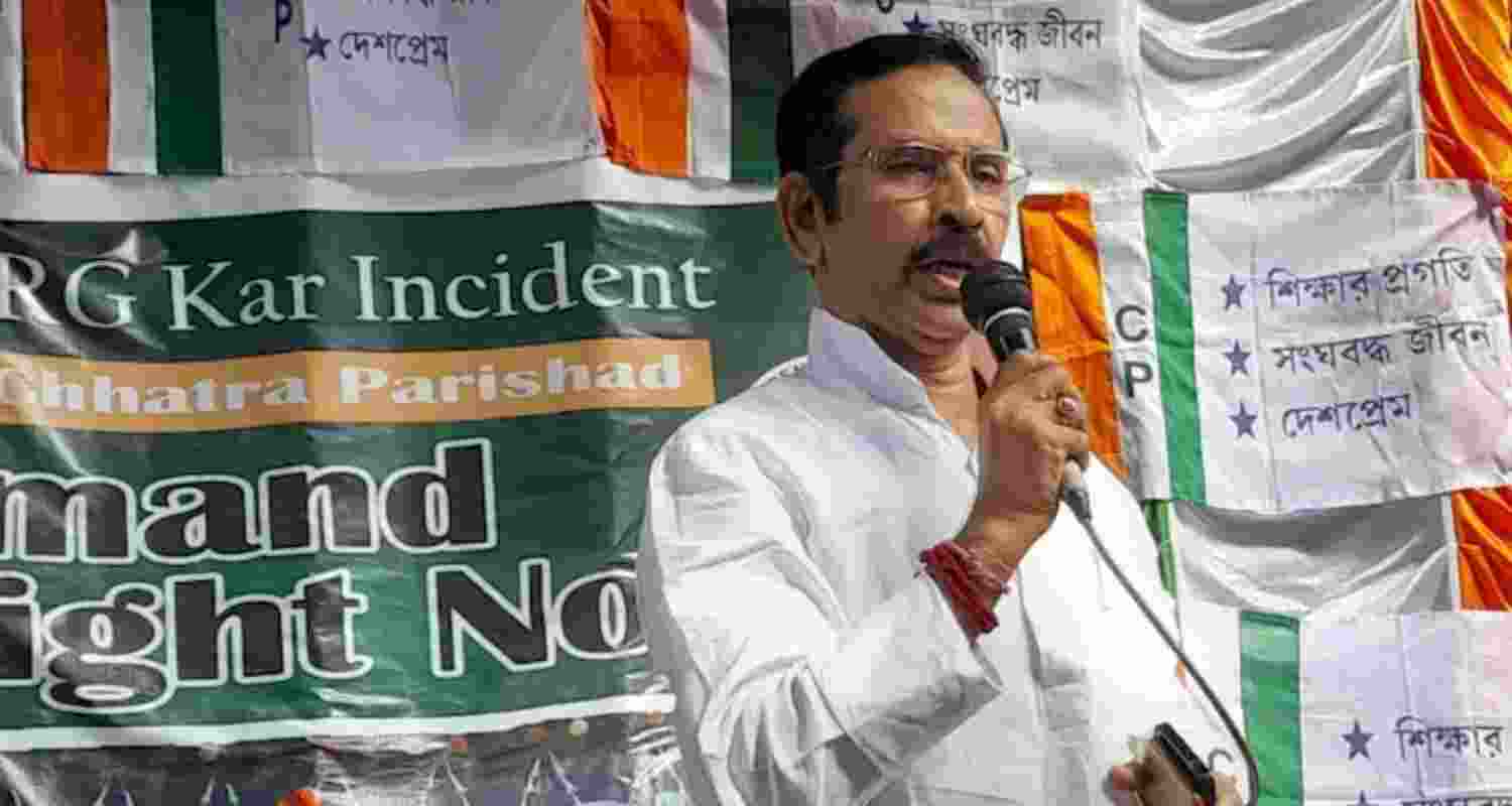 WB Cong gets over 800 applications for 294 seats ahead of 2026 polls WB Cong gets over 800 applications for 294 seats ahead of 2026 polls