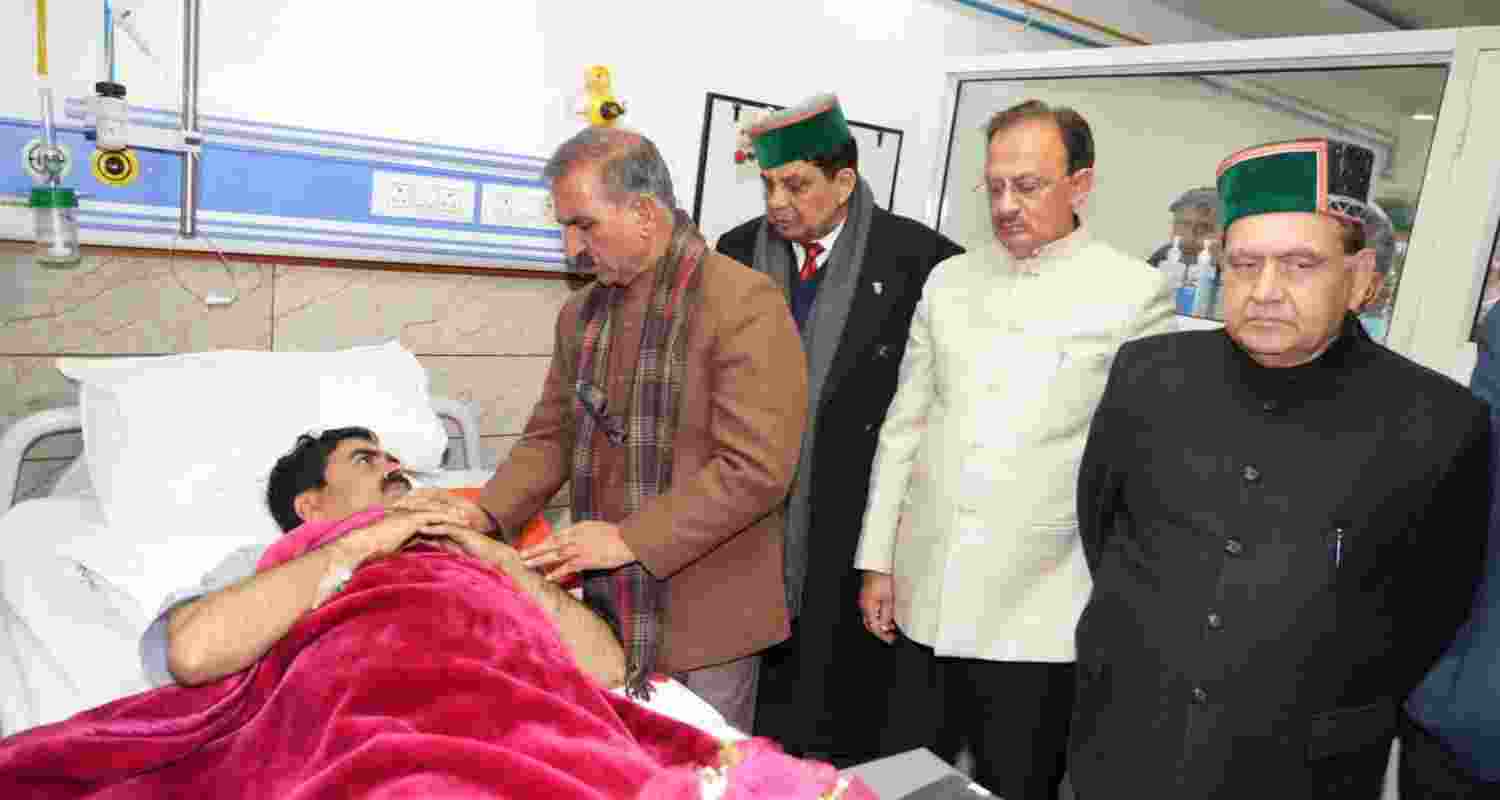 CM Sukhu visits IGMC, assures action in Bilaspur shooting CM Sukhu visits IGMC, assures action in Bilaspur shooting