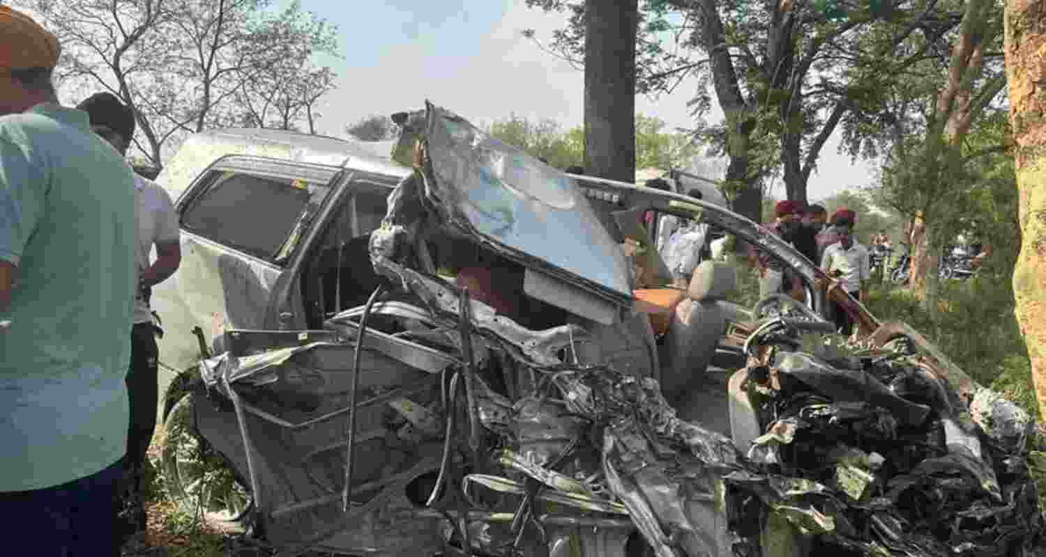 The damaged private vehicle that was carrying school students after the accident in Patiala. The damaged private vehicle that was carrying school students after the accident in Patiala.