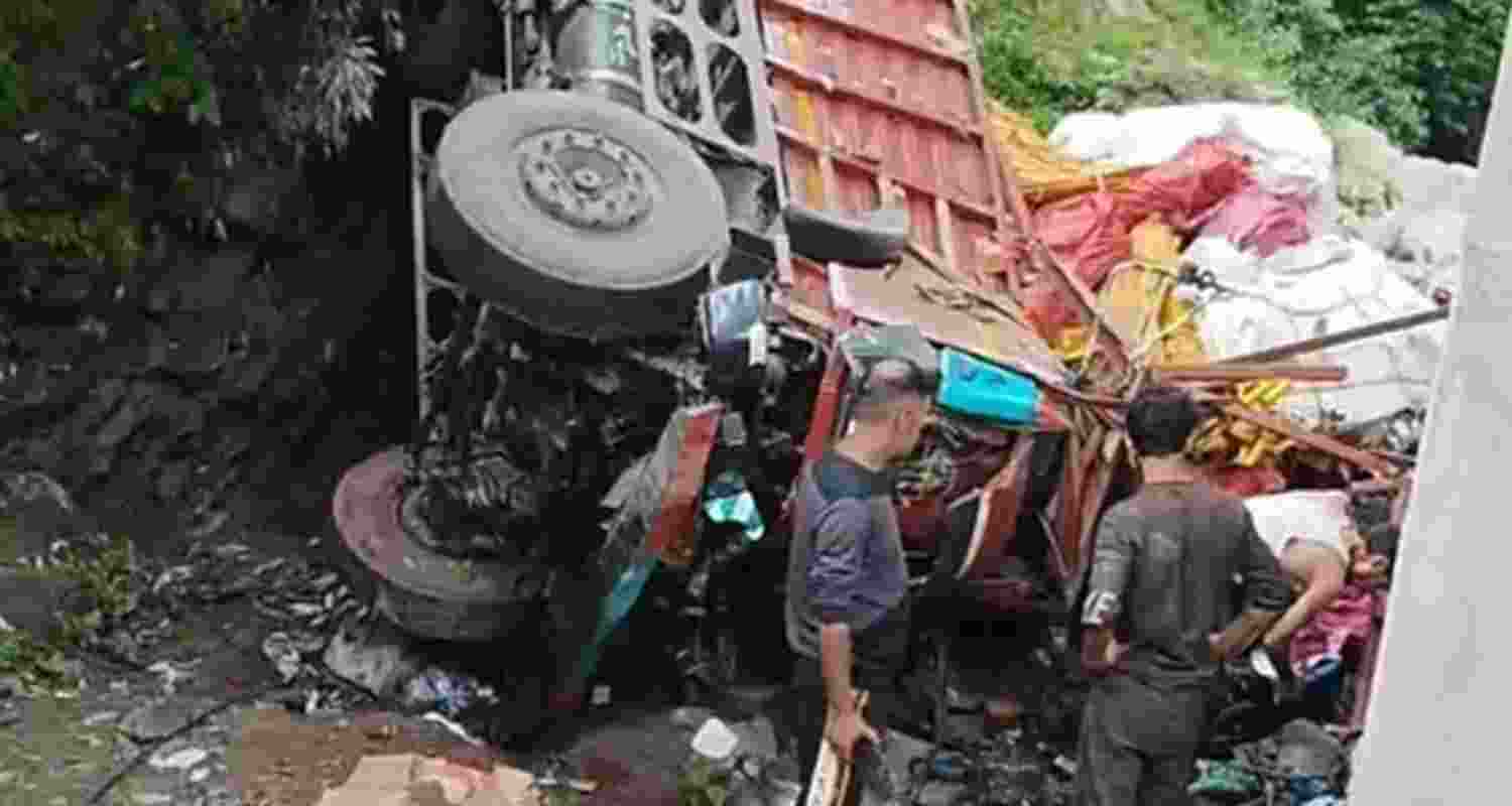 Two die as truck falls into gorge in J&K’s Ramban Two die as truck falls into gorge in J&K’s Ramban
