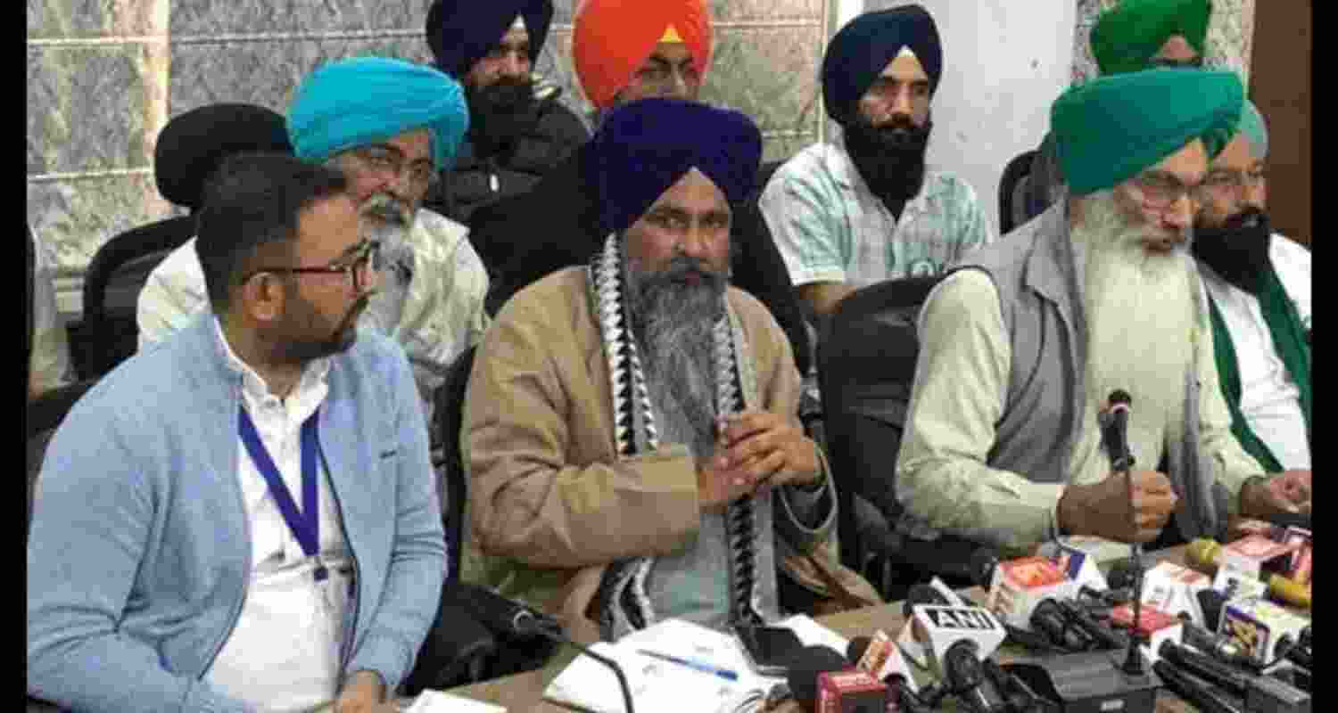 Modi govt in no mood for talks, 101 farmers to march towards Delhi on Sunday: Pandher. Modi govt in no mood for talks, 101 farmers to march towards Delhi on Sunday: Pandher.