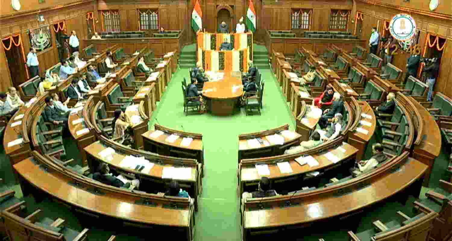 Delhi BJP protests for special session on CAG report delay. Delhi BJP protests for special session on CAG report delay.