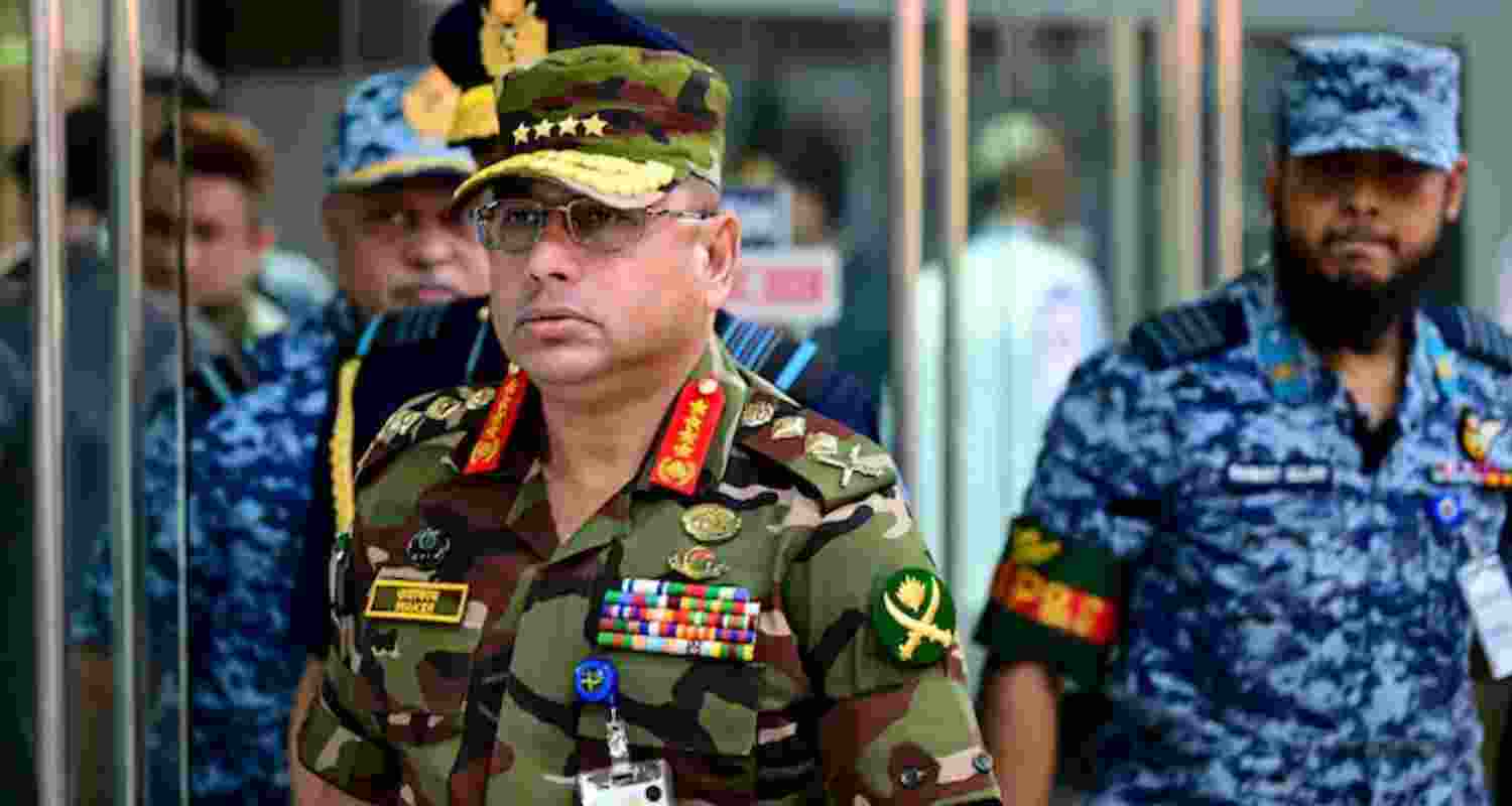 Top Bangladesh Military Officer Lieutenant General Faizur Rahman Probed Over Coup Plot. Top Bangladesh Military Officer Lieutenant General Faizur Rahman Probed Over Coup Plot.