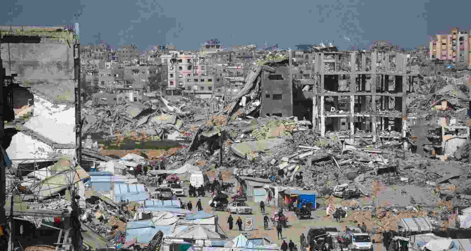 Families demand release of captives held in Gaza. Families demand release of captives held in Gaza.