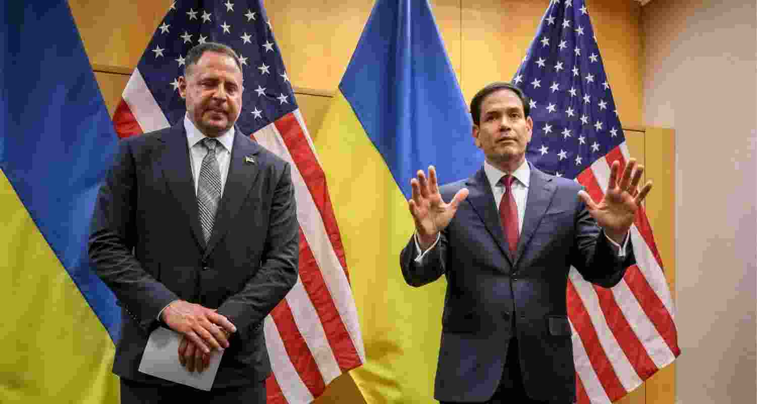 US Secretary of State Marco Rubio (R) and Ukraine’s presidential chief of staff Andriy Yermak (L) held press briefing in the US mission in Geneva, Switzerland. US Secretary of State Marco Rubio (R) and Ukraine’s presidential chief of staff Andriy Yermak (L) held press briefing in the US mission in Geneva, Switzerland.